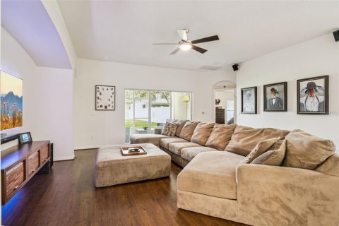 House in Orlando, Florida 4 bedrooms, 248.7 sq.m. № 2151546 - photo 18