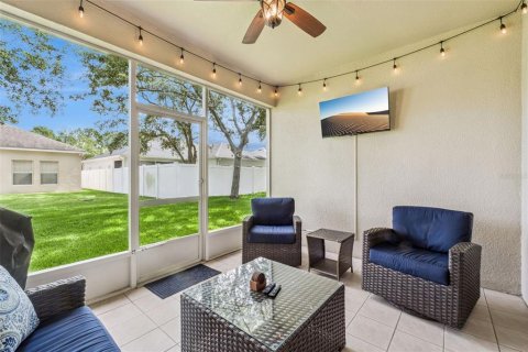 House in Orlando, Florida 4 bedrooms, 248.7 sq.m. № 2151546 - photo 21