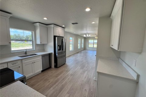 Casa en venta en Zephyrhills, Florida, 3 dormitorios, 138.42 m2 № 2218819 - foto 20