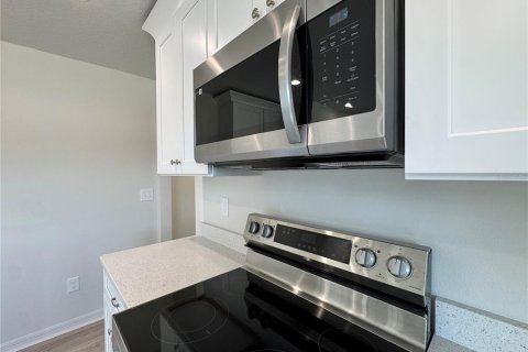 Casa en venta en Zephyrhills, Florida, 3 dormitorios, 138.42 m2 № 2218819 - foto 25