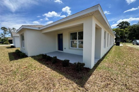 Casa en venta en Zephyrhills, Florida, 3 dormitorios, 138.42 m2 № 2218819 - foto 16