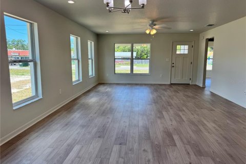 Casa en venta en Zephyrhills, Florida, 3 dormitorios, 138.42 m2 № 2218819 - foto 29