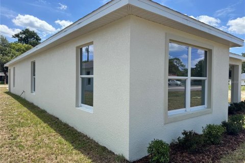 Casa en venta en Zephyrhills, Florida, 3 dormitorios, 138.42 m2 № 2218819 - foto 10