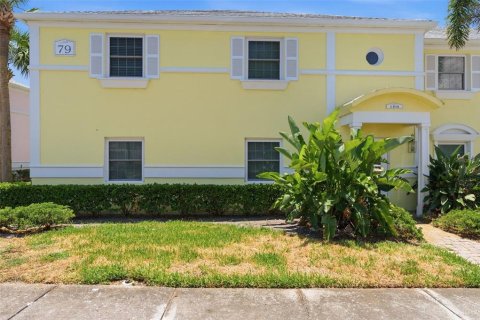 Propiedad comercial en venta en Saint Petersburg, Florida, 6 dormitorios, 94.57 m2 № 2149191 - foto 24