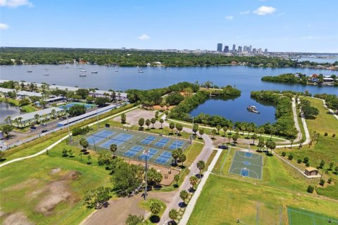 Propiedad comercial en venta en Saint Petersburg, Florida, 6 dormitorios, 94.57 m2 № 2149191 - foto 16