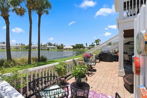 Propiedad comercial en venta en Saint Petersburg, Florida, 6 dormitorios, 94.57 m2 № 2149191 - foto 26