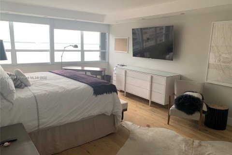 Купить кондоминиум в Майами, Флорида 2 спальни, 174.84м2, № 1970877 - фото 10