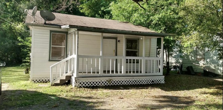 House in Jacksonville, Florida 3 bedrooms, 76.55 sq.m. № 769783