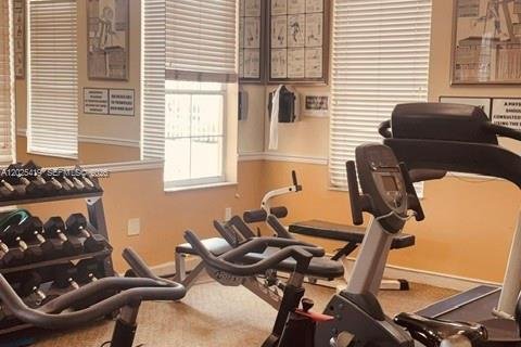 Townhouse in Miramar, Florida 2 bedrooms, 110.55 sq.m. № 2087076 - photo 11