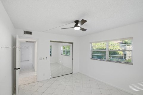 Copropriété à louer à Pembroke Pines, Floride: 2 chambres, 88.63 m2 № 2001186 - photo 13