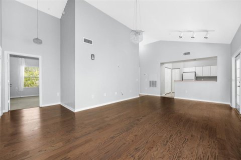 Copropriété à vendre à Gainesville, Floride: 2 chambres, 101.08 m2 № 2123175 - photo 5