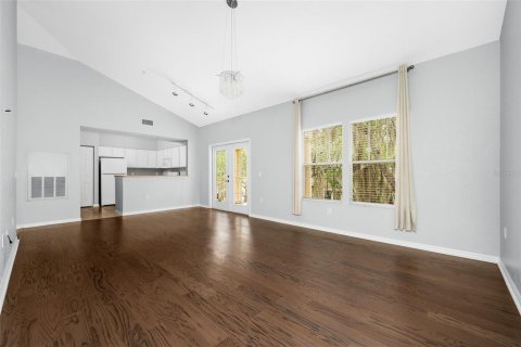 Copropriété à vendre à Gainesville, Floride: 2 chambres, 101.08 m2 № 2123175 - photo 4