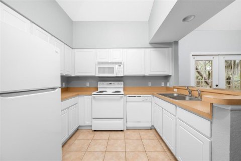 Copropriété à vendre à Gainesville, Floride: 2 chambres, 101.08 m2 № 2123175 - photo 9