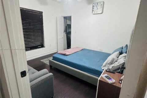 Villa ou maison à vendre à Miami, Floride: 3 chambres, 113.06 m2 № 1895343 - photo 6