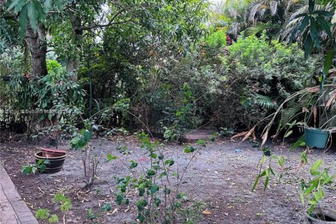 Villa ou maison à vendre à Miami, Floride: 3 chambres, 113.06 m2 № 1895343 - photo 15