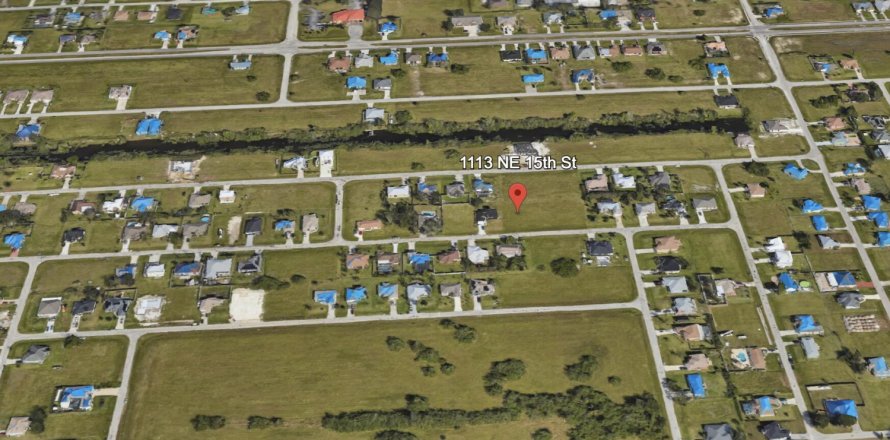 Terreno en Cape Coral, Florida № 876415
