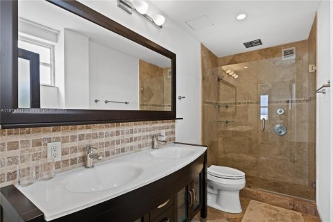 Copropriété à vendre à Bay Harbor Islands, Floride: 2 chambres, 164.44 m2 № 1933123 - photo 14