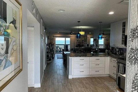 Condo in Ruskin, Florida, 2 bedrooms  № 1904285 - photo 6