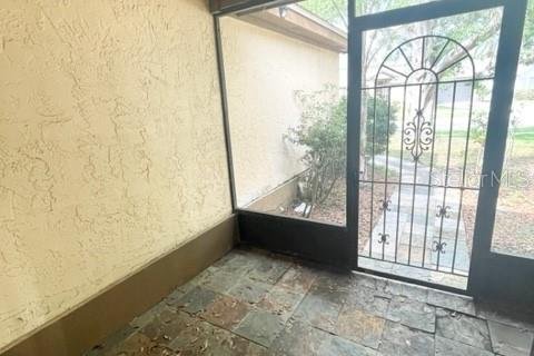 Villa ou maison à louer à Brandon, Floride: 4 chambres, 189.52 m2 № 2150065 - photo 17