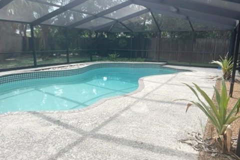 Villa ou maison à louer à Brandon, Floride: 4 chambres, 189.52 m2 № 2150065 - photo 7
