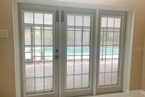 Villa ou maison à louer à Brandon, Floride: 4 chambres, 189.52 m2 № 2150065 - photo 21