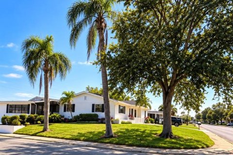 Villa ou maison à vendre à Holiday, Floride: 3 chambres, 160.35 m2 № 2401056 - photo 30