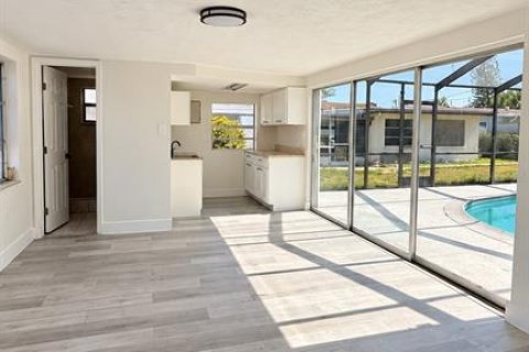 Villa ou maison à vendre à Holiday, Floride: 3 chambres, 160.35 m2 № 2401056 - photo 25