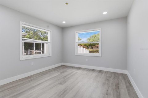 House in Holiday, Florida 3 bedrooms, 105.35 sq.m. № 2145394 - photo 17