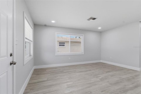 House in Holiday, Florida 3 bedrooms, 105.35 sq.m. № 2145394 - photo 7