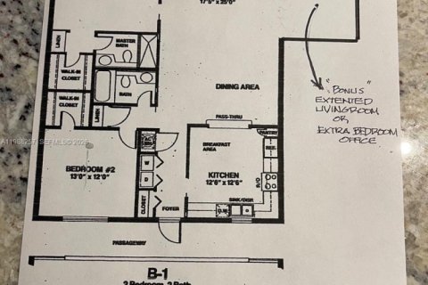 Condo in Pembroke Pines, Florida, 3 bedrooms  № 2050332 - photo 12