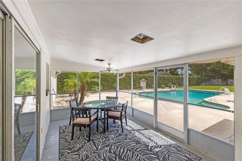 House in Orlando, Florida 3 bedrooms, 127.65 sq.m. № 2314379 - photo 28