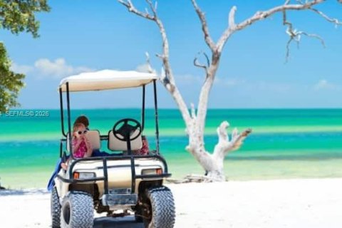 Снять в аренду кондоминиум в Ки-Бискейн, Флорида 2 спальни, 93.92м2, № 2006589 - фото 10