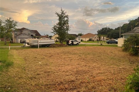 Land in Kissimmee, Florida № 2196759