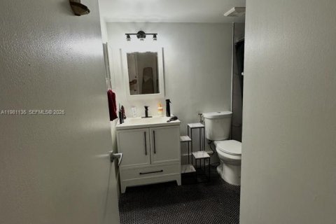 Condominio en alquiler en Miramar, Florida, 3 dormitorios, 100.33 m2 № 2057869 - foto 18