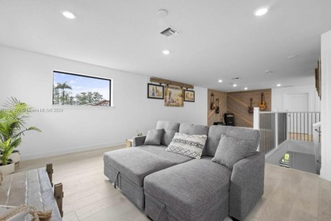 Снять в аренду виллу или дом в Юпитер, Флорида 4 спальни, 358.23м2, № 1970906 - фото 23