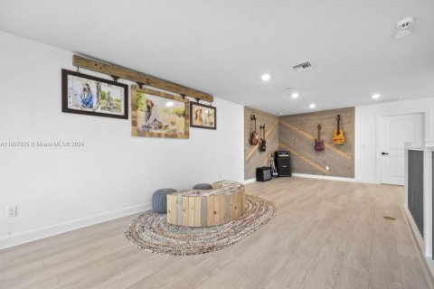 Снять в аренду виллу или дом в Юпитер, Флорида 4 спальни, 358.23м2, № 1970906 - фото 24