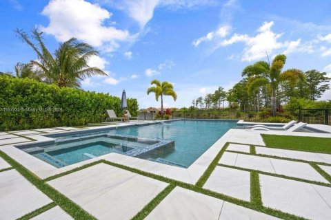 Снять в аренду виллу или дом в Юпитер, Флорида 4 спальни, 358.23м2, № 1970906 - фото 27