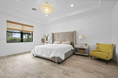 Снять в аренду виллу или дом в Юпитер, Флорида 4 спальни, 358.23м2, № 1970906 - фото 17