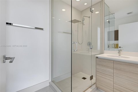 Copropriété à vendre à Miami, Floride: 2 chambres, 134.43 m2 № 2186160 - photo 11