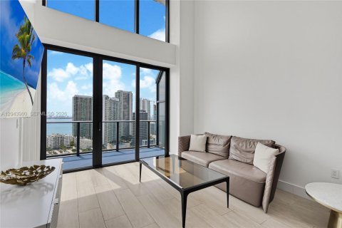 Copropriété à vendre à Miami, Floride: 2 chambres, 134.43 m2 № 2186160 - photo 4