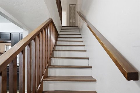 Townhouse in Gainesville, Florida 3 bedrooms, 102.75 sq.m. № 2151176 - photo 18
