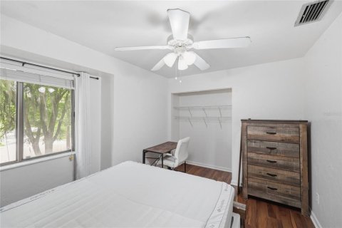 Townhouse in Gainesville, Florida 3 bedrooms, 102.75 sq.m. № 2151176 - photo 26