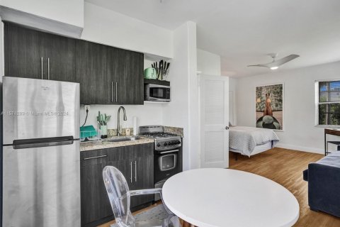 Appartement à louer à Miami Beach, Floride: 689.8 m2 № 1943260 - photo 6