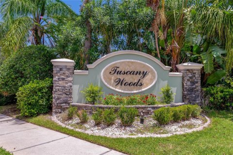 House in Daytona Beach, Florida 4 bedrooms, 250.84 sq.m. № 1851177 - photo 4