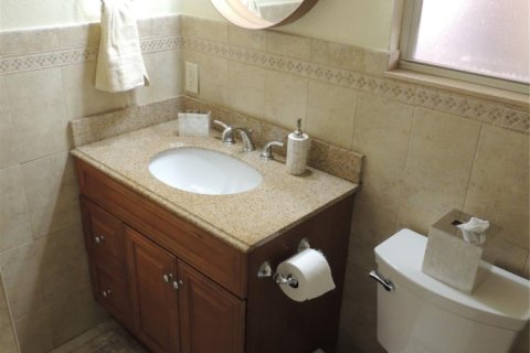Villa ou maison à louer à Fort Lauderdale, Floride: 1 chambre, 74.32 m2 № 1210394 - photo 1