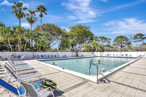 Condominio en venta en Pompano Beach, Florida, 1 dormitorio, 75.25 m2 № 2247675 - foto 28