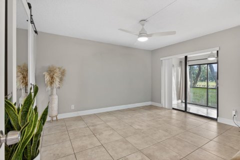 Condominio en venta en Pompano Beach, Florida, 1 dormitorio, 75.25 m2 № 2247675 - foto 18