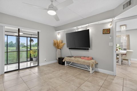 Condominio en venta en Pompano Beach, Florida, 1 dormitorio, 75.25 m2 № 2247675 - foto 19