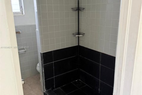 Appartement à louer à Hallandale Beach, Floride: 1 chambre, 60.39 m2 № 2035603 - photo 3