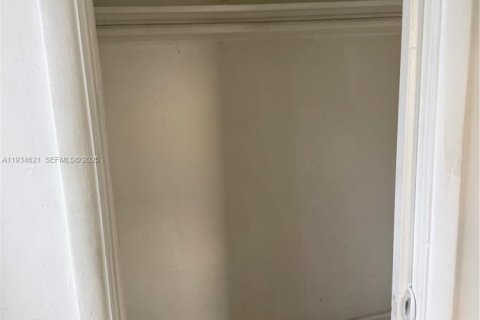 Appartement à louer à Hallandale Beach, Floride: 1 chambre, 60.39 m2 № 2035603 - photo 7